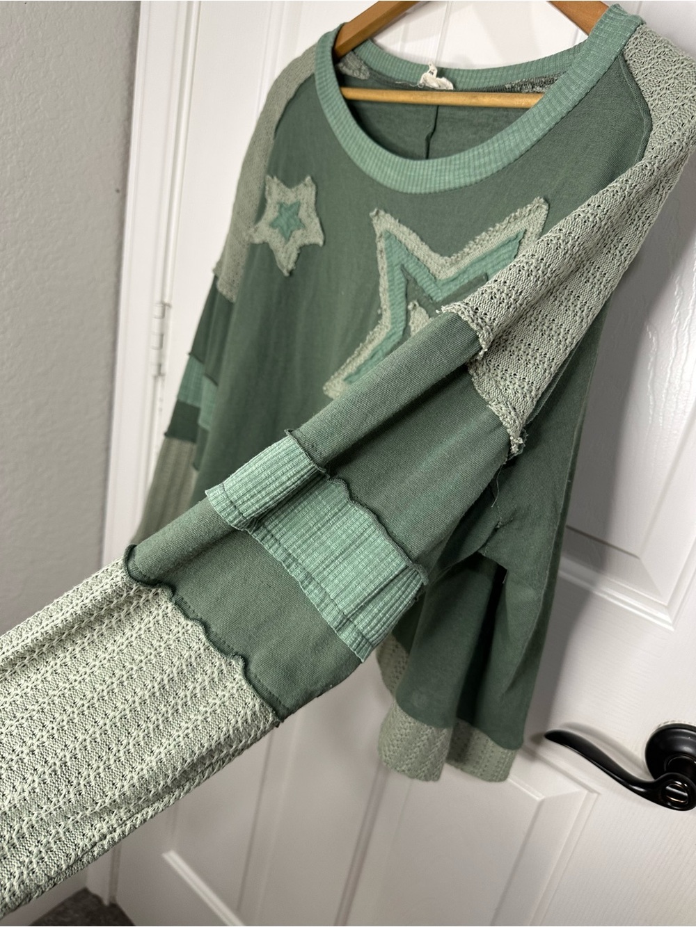 POL Mist Green Stars Patchwork Round Neck Cropped Oversized Long Sleeve S Boho - Picture 6 of 10